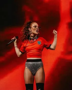 Jess Glynne / jessglynne nude photo #0097