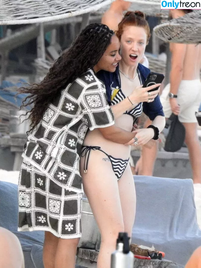 Jess Glynne nude photo #0109 (jessglynne)