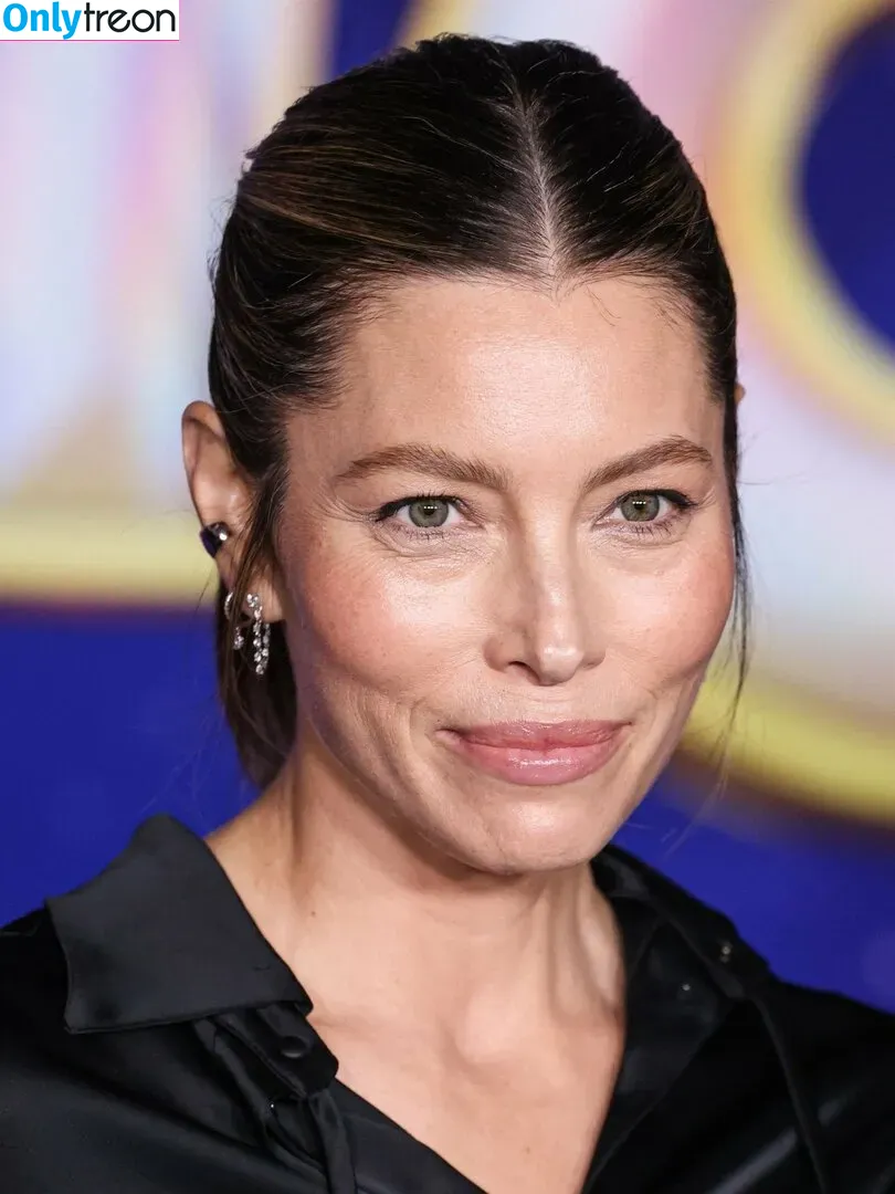Jessica Biel nude photo #0382 (JessicaBiel)