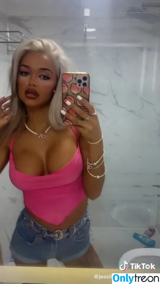 Jessica Brassington nude photo #0019 (jess_brassington)