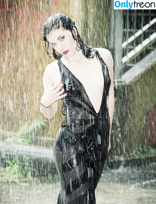 Jessica Graves Kolence nude photo #0025 (WitchyDame)