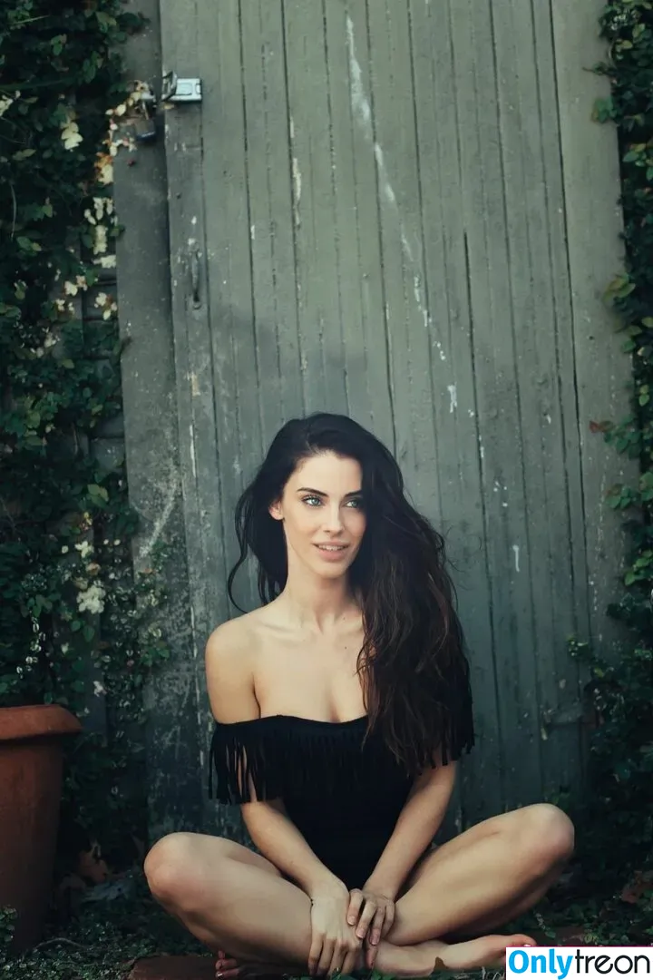 Jessica Lowndes nude photo #0207 (jessicalowndes)