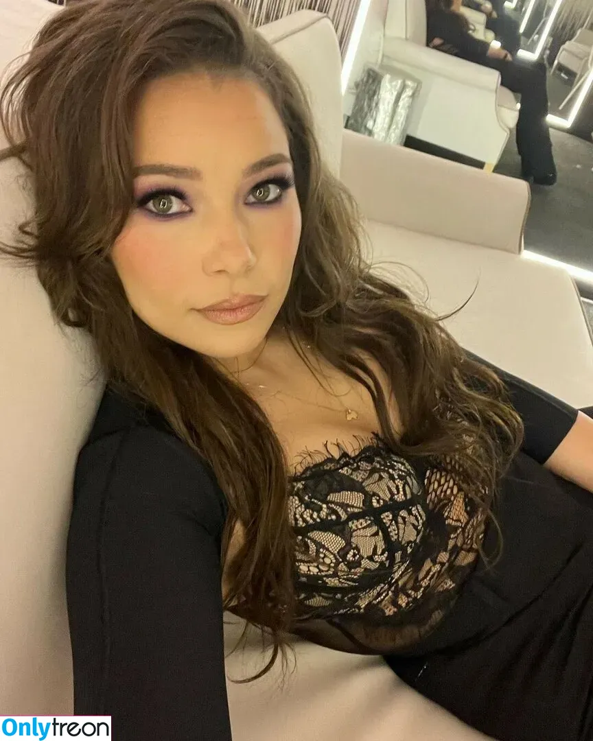 Jessica Parker Kennedy nude photo #0015 (jessicakbarbie / jparkerk3)