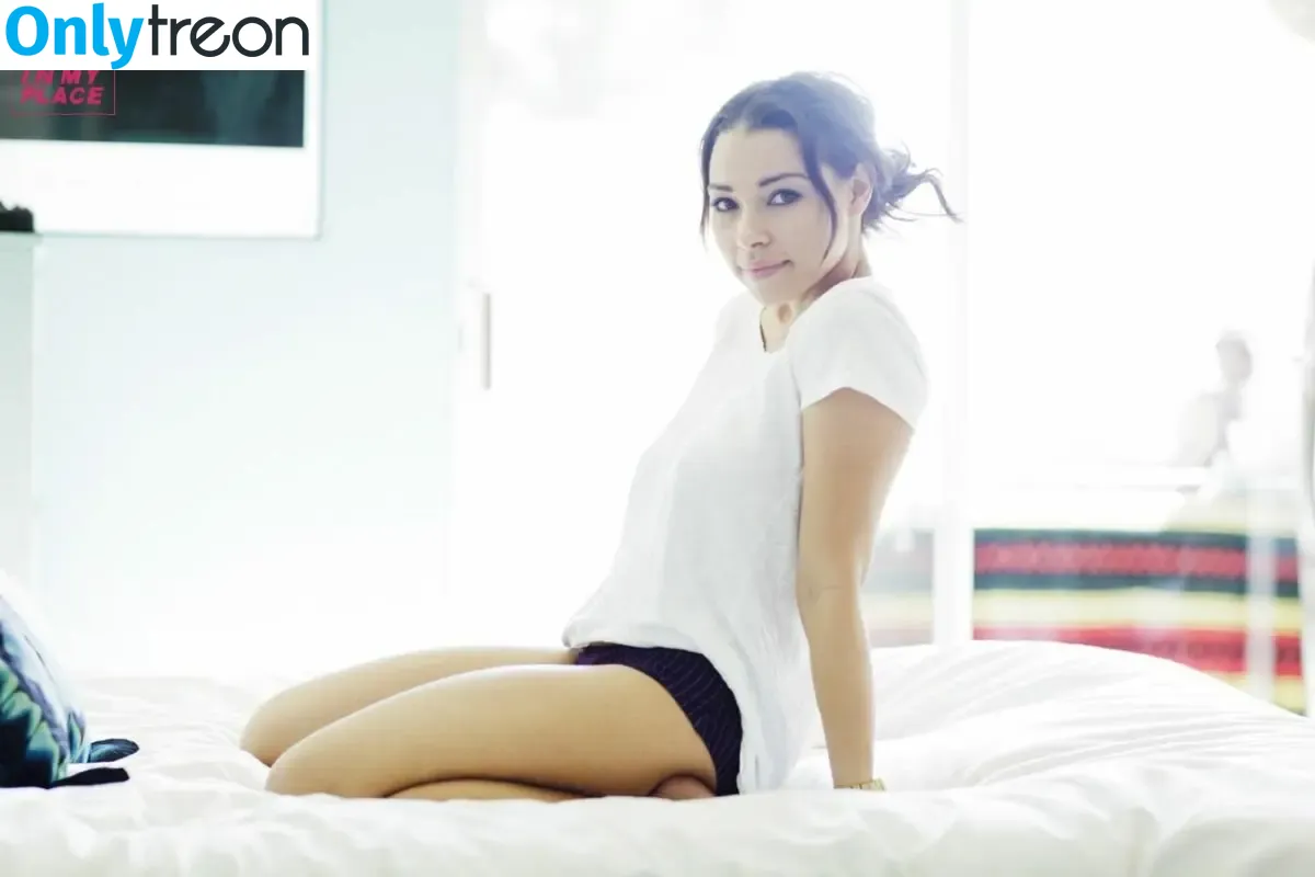 Jessica Parker Kennedy голая photo #0052 (jessicakbarbie / jparkerk3)
