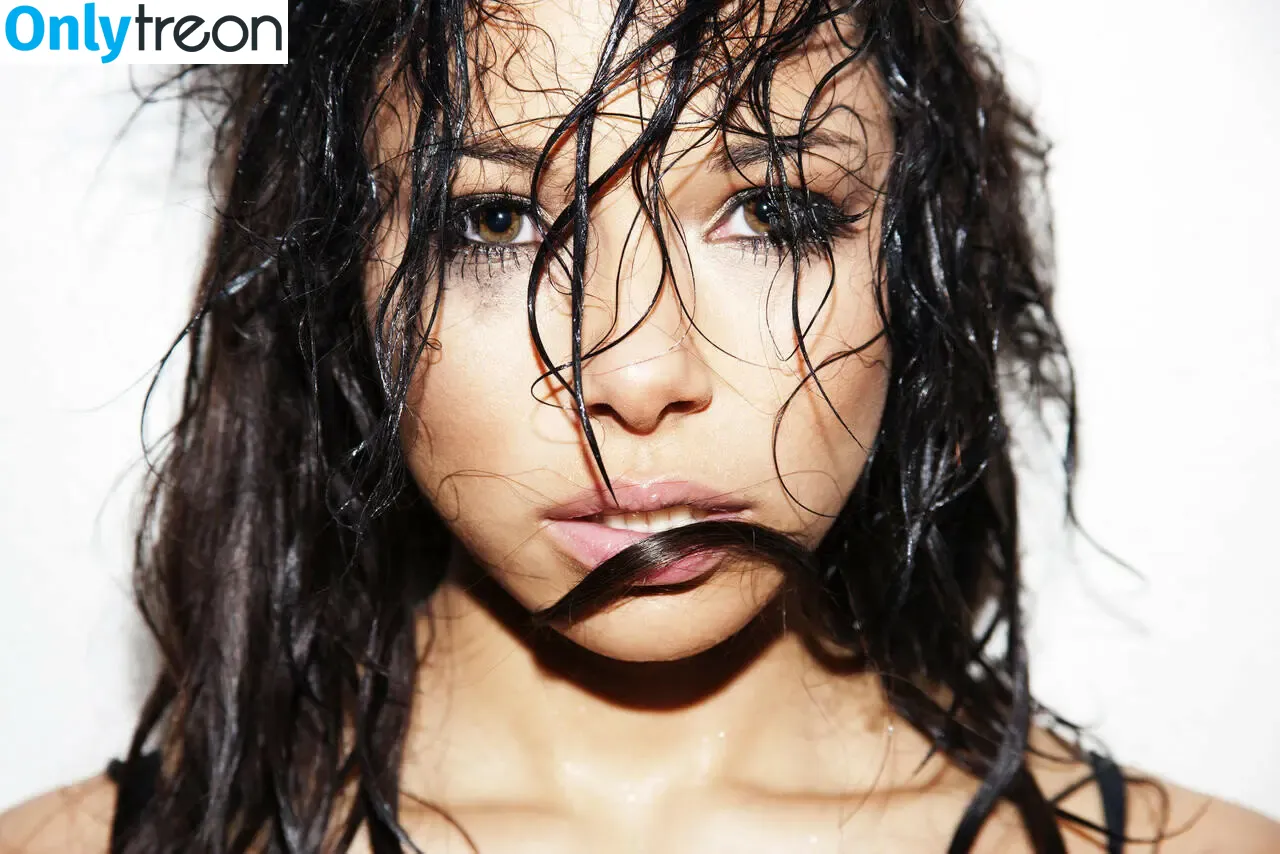 Jessica Parker Kennedy голая photo #0067 (jessicakbarbie / jparkerk3)