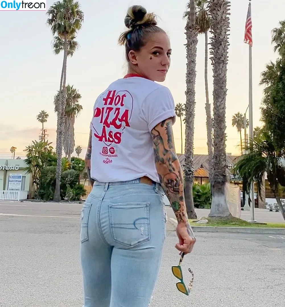 Jessica-Rose Clark голая photo #0003 (Jessy Jess / missjessyjess)