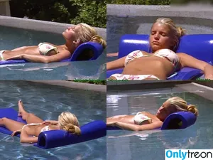 Jessica Simpson / 52529184 / JessicaSimpson nude photo #0689