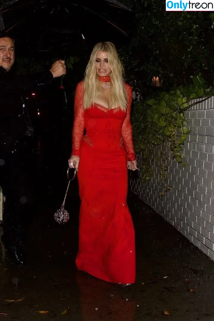 Jessica Simpson голая photo #0594 (52529184 / jessicasimpson)