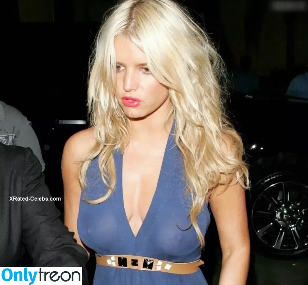 Jessica Simpson голая photo #0807 (52529184 / JessicaSimpson)