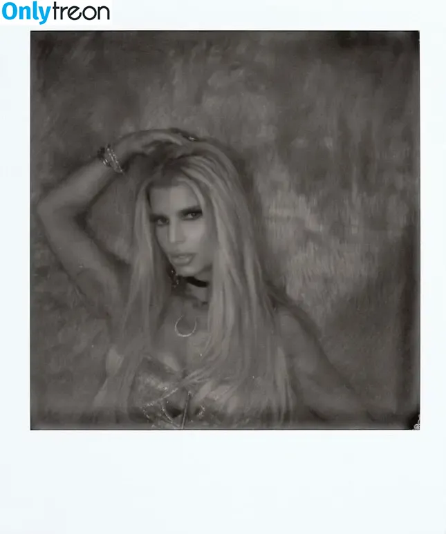Jessica Simpson голая photo #0985 (52529184 / JessicaSimpson)