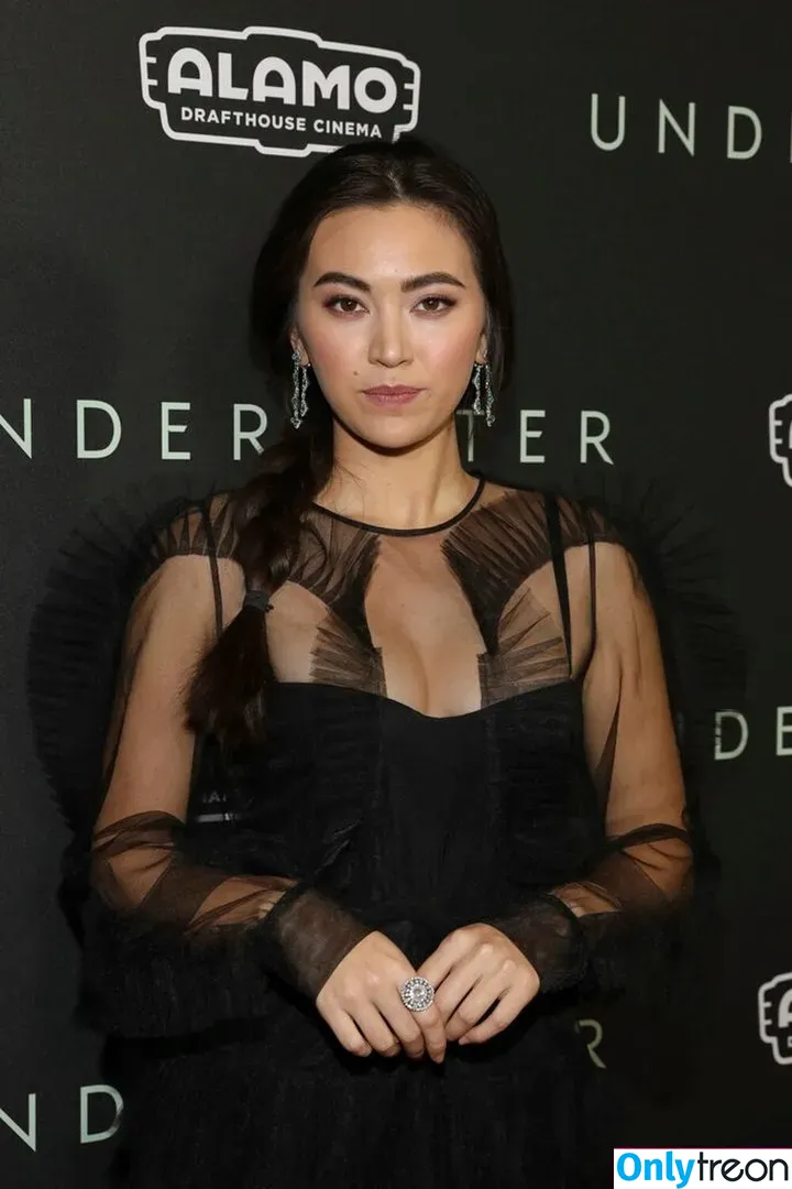Jessica Yu Li Henwick голая photo #0004 (jhenwick)