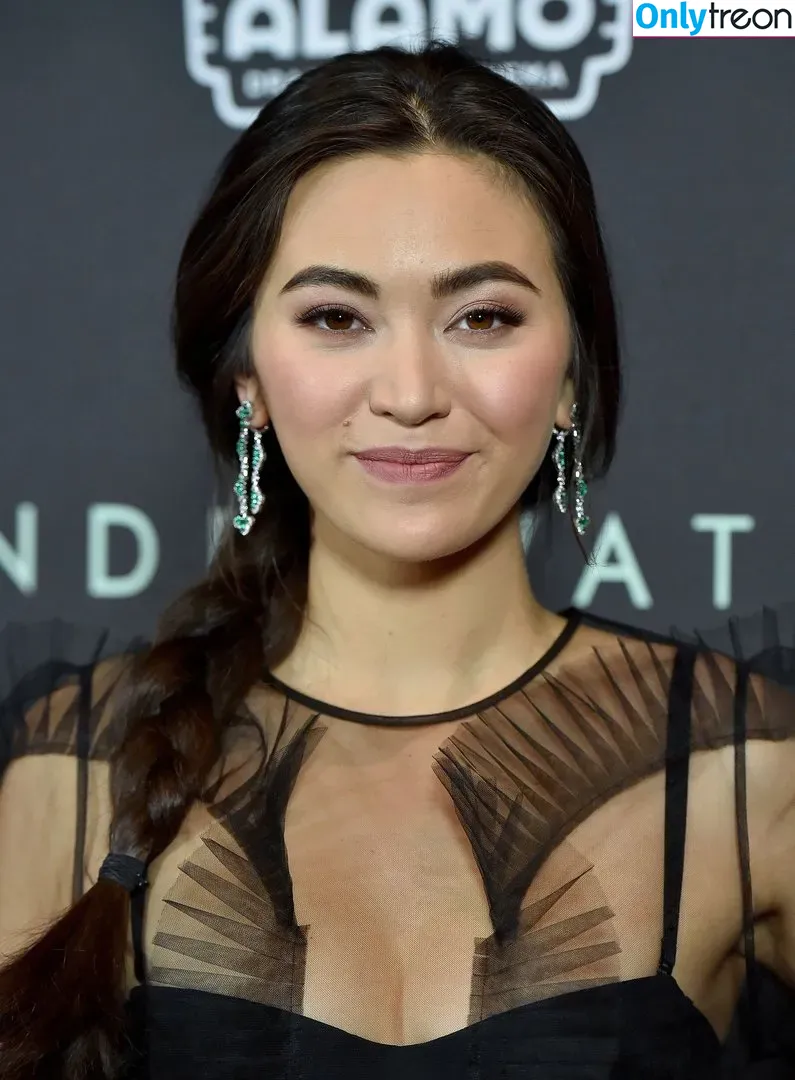 Jessica Yu Li Henwick nude photo #0009 (jhenwick)