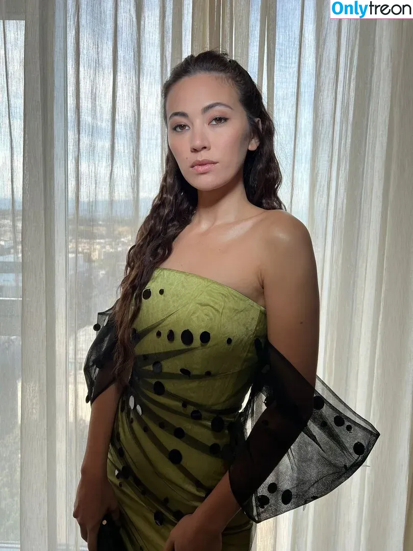 Jessica Yu Li Henwick голая photo #0146 (jhenwick)