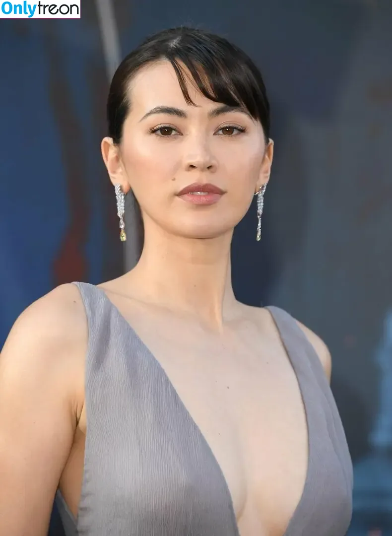Jessica Yu Li Henwick nude photo #0186 (jhenwick)