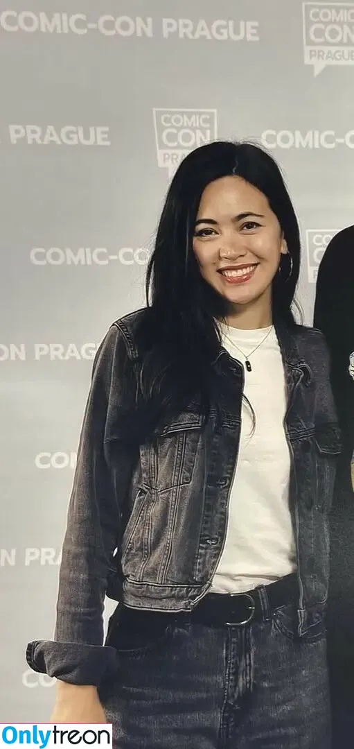 Jessica Yu Li Henwick nude photo #0193 (jhenwick)