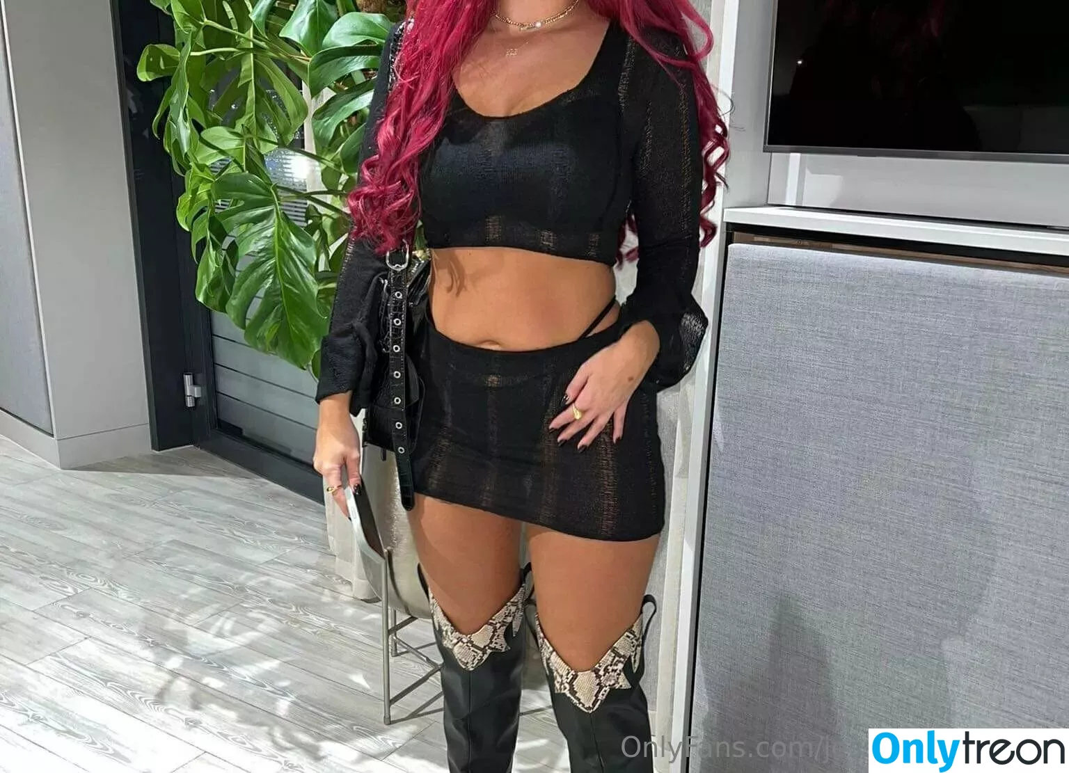 jessicarabbitrose nude photo #0011 (jessicarabbit_strong)