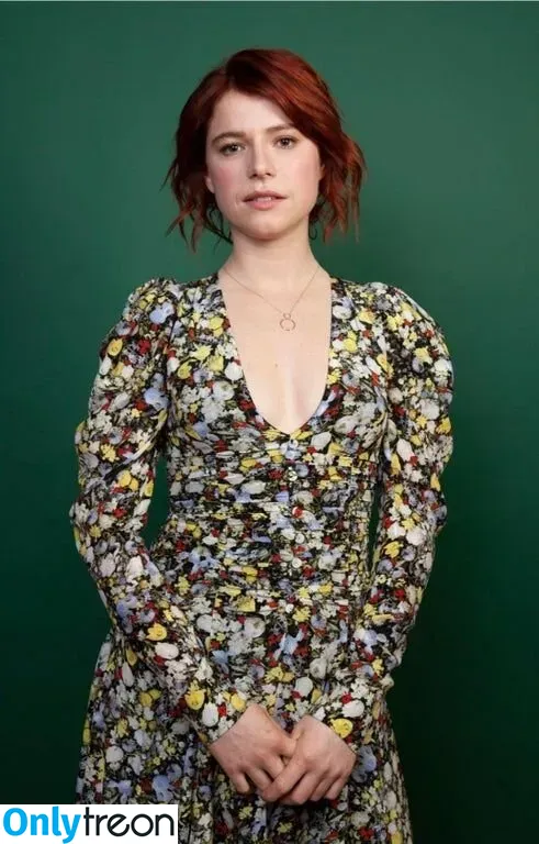 Jessie Buckley голая photo #0025 (thejessiebuckley)