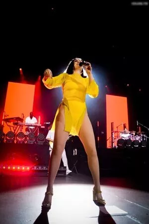 Jessie J / jessie-j / jessiej фото голая #0159