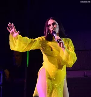 Jessie J / jessie-j / jessiej фото голая #0190