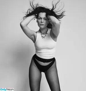 Jessie J / jessie-j / jessiej фото голая #0235