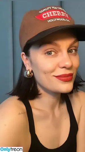 Jessie J / jessie-j / jessiej фото голая #0236
