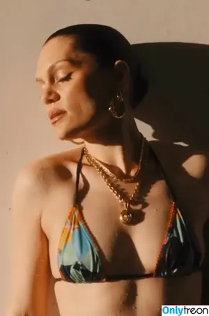 Jessie J / jessie-j / jessiej nude photo #0290