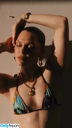 Jessie J / jessie-j / jessiej nude photo #0294