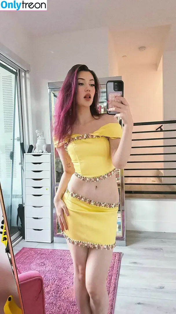 Jessie Paege nude photo #0056 (jessiepaege)