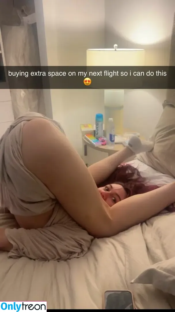 Jessie Paege nude photo #0099 (jessiepaege)