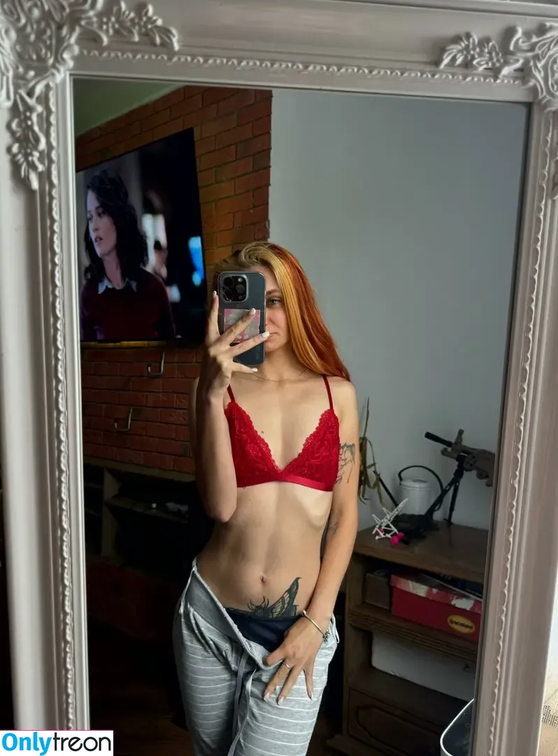jessie_ros nude photo #0005 (jessierosekexet)