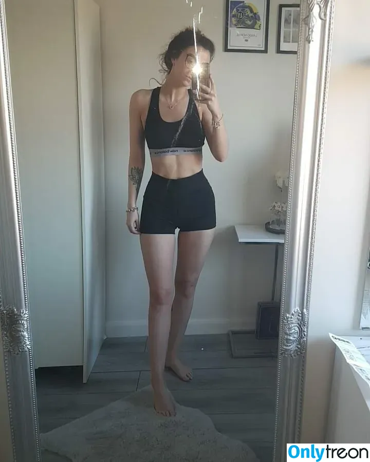 Jessie nude photo #0013 (JessieTurnerxx / missjessieturnerx / mzjessie)