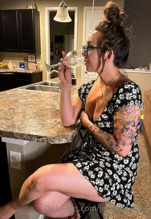  nude photo #0001
