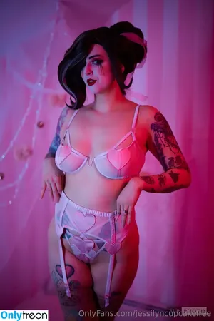 Jessilyncupcake фото голая #0014