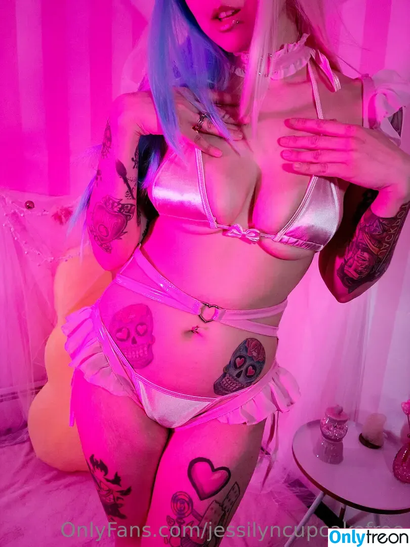 Jessilyncupcake голая photo #0070 (Jessilyncupcake)