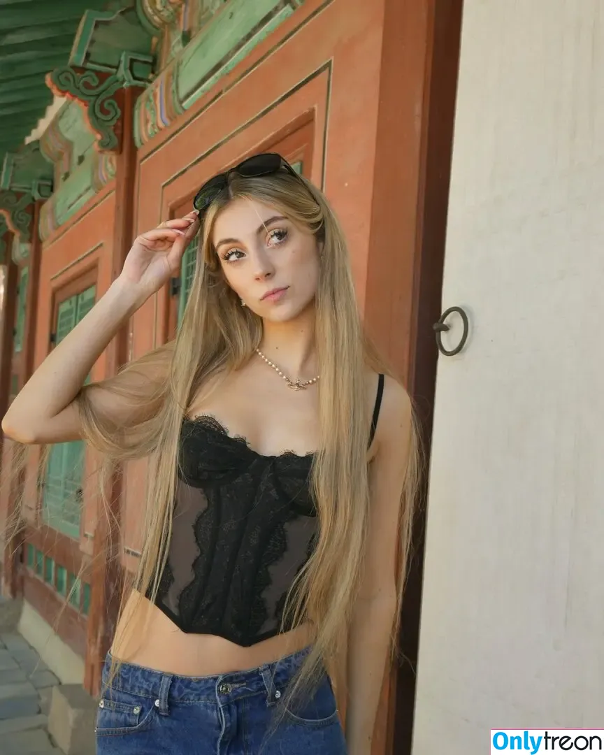 Jessjessjessu nude photo #0079 (Jess / jessjessjesss / jessjessu)