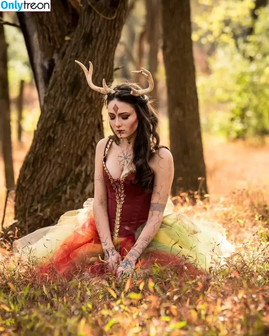Jessthe Shire nude photo #0006 (jess_of_the_shire / jess_the_siren)