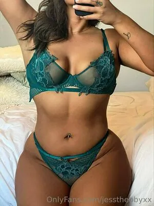 jessthebbyxx / jessthebby7 nude photo #0061