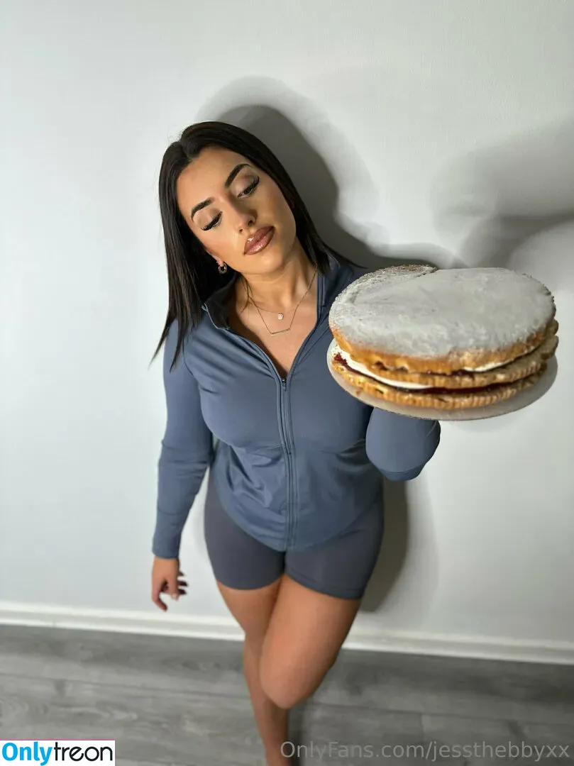 jessthebbyxx nude photo #0114 (jessthebby7)