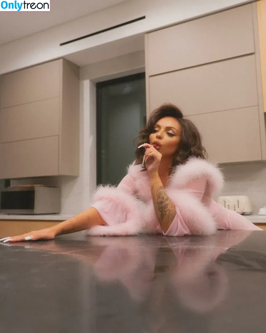 Jesy Nelson голая photo #0022 (jesynelson)