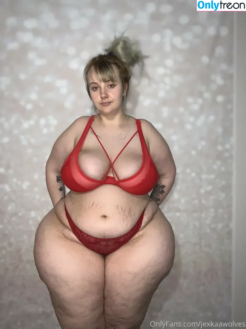 JexkaaWolves голая photo #0053 (JexkaaWolves)