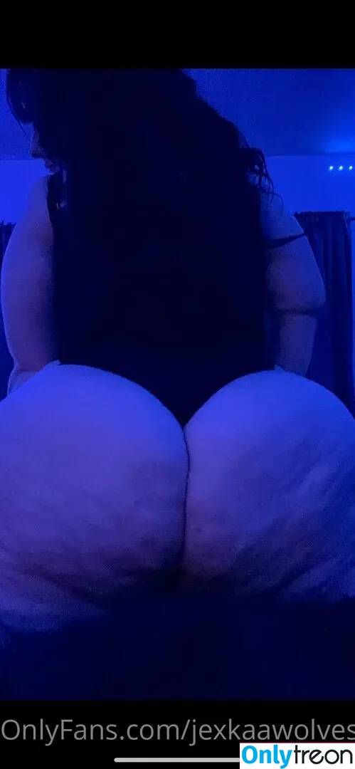 JexkaaWolves nude photo #0074 (JexkaaWolves)
