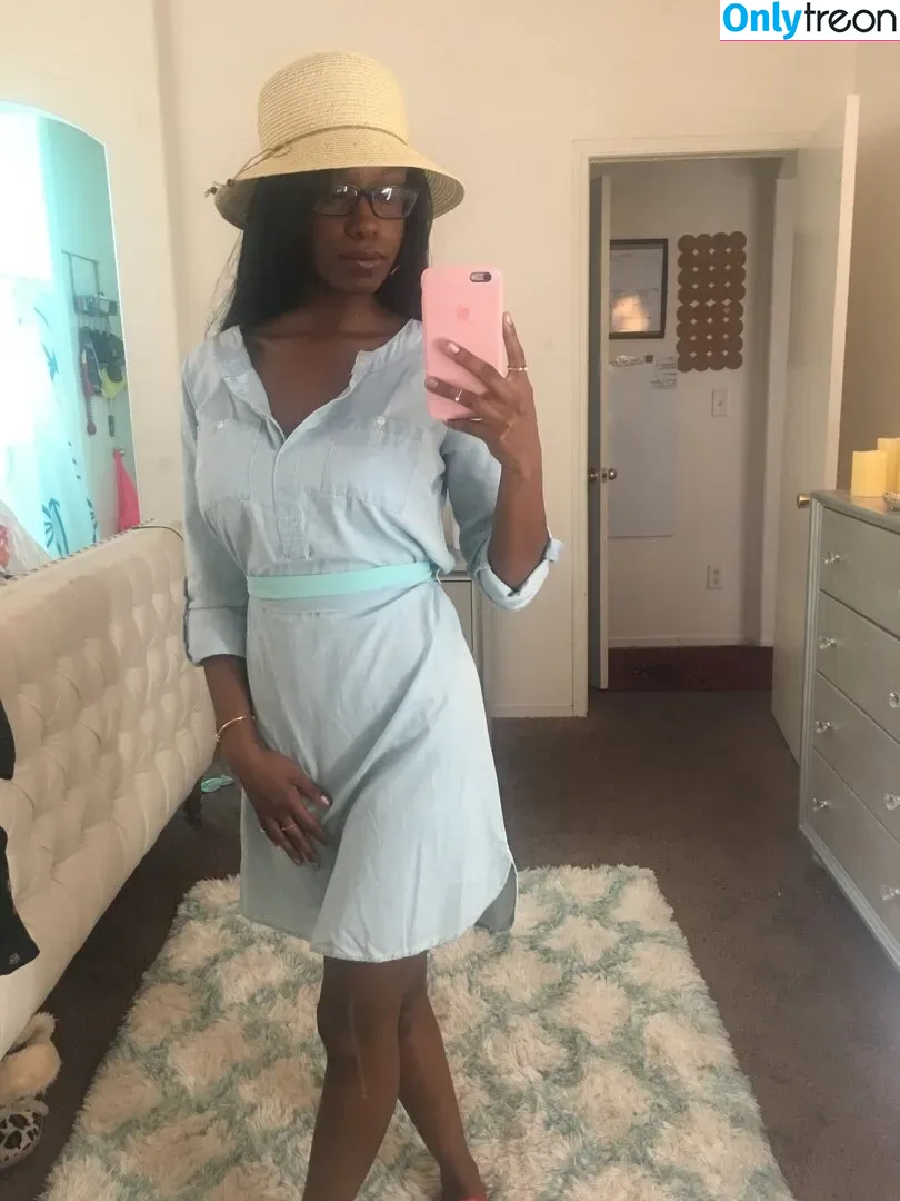 jezabelvisser голая photo #0072 (jezabelvessir_finest)