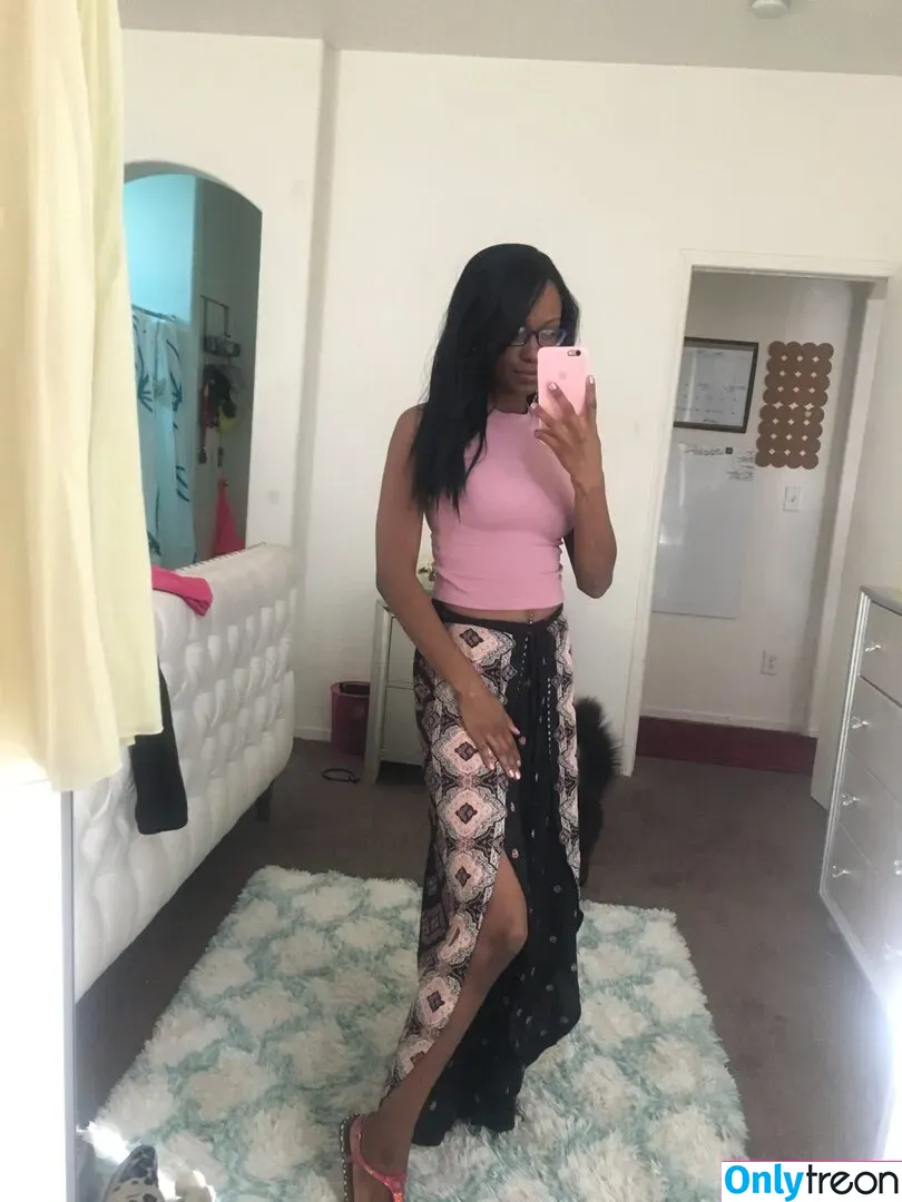 jezabelvisser голая photo #0096 (jezabelvessir_finest)