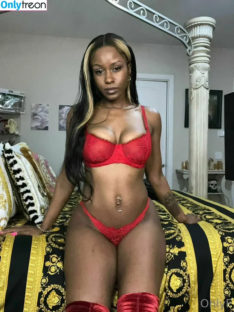 jezabelvisser голая photo #0147 (jezabelvessir_finest)