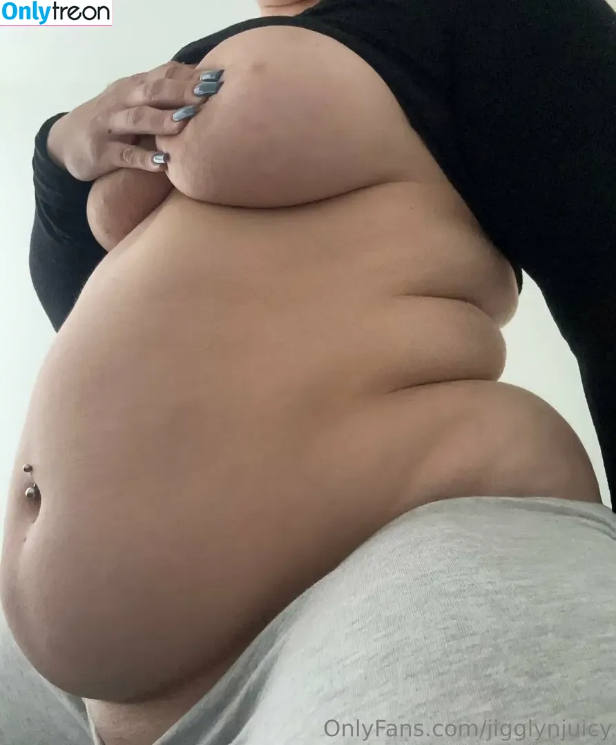 jigglynjuicy nude photo #0203 (jigglynjuicy)
