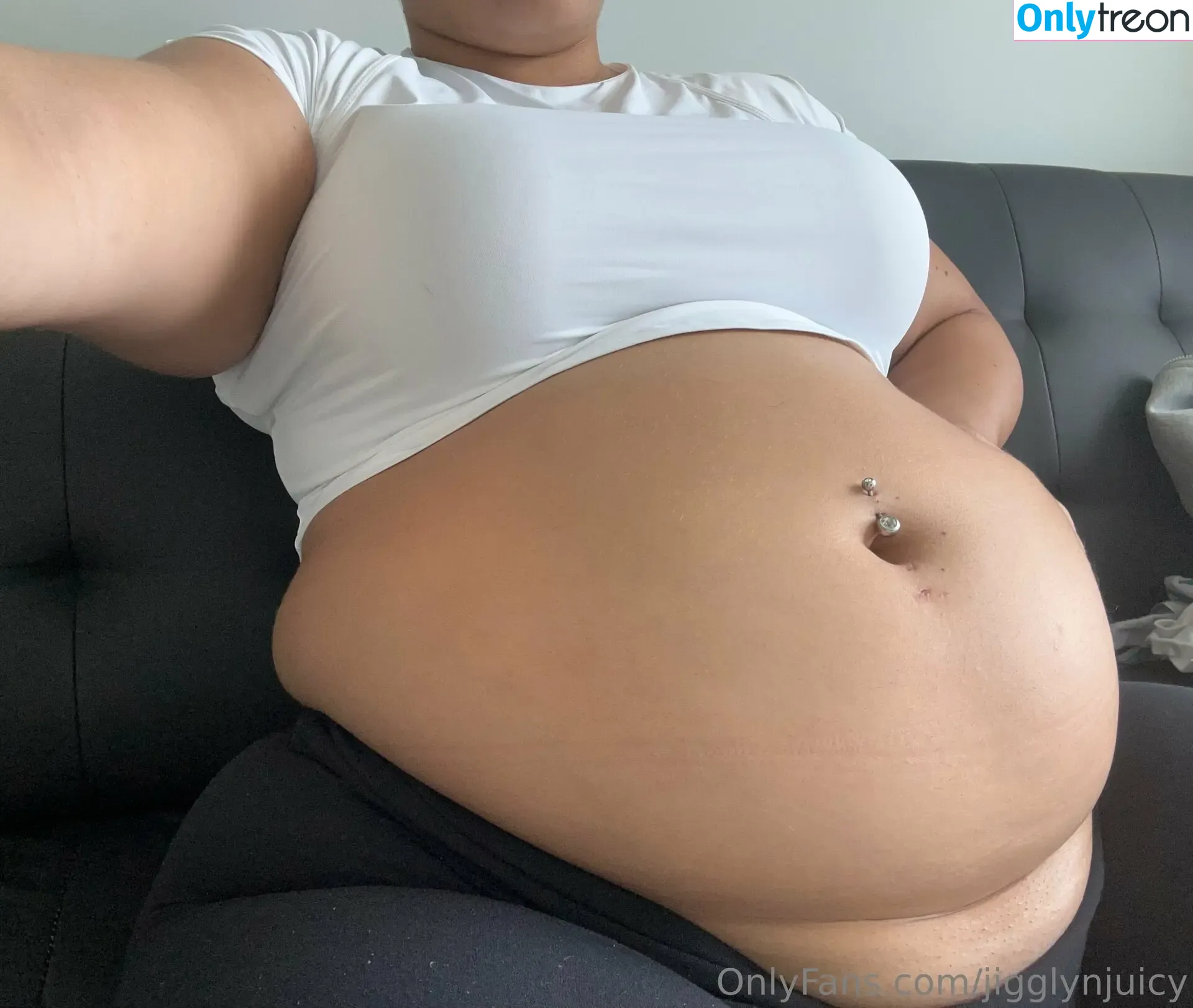 jigglynjuicy nude photo #0236 (jigglynjuicy)