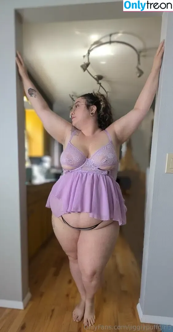 jigglypuffgirl3 nude photo #0029 (jigglyrufff)