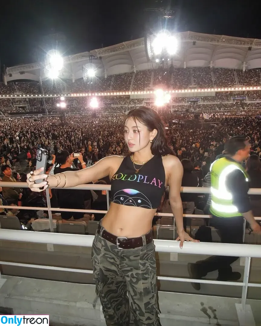 Jihyo nude photo #0277 (Park Ji-hyo / TWICE / _zyozyo / 박지효)