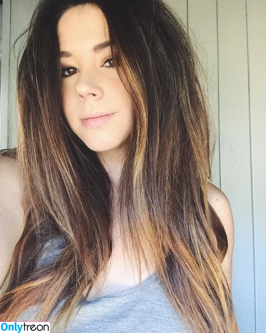 Jillian Rose Reed nude photo #0002 (jillianrosereed)