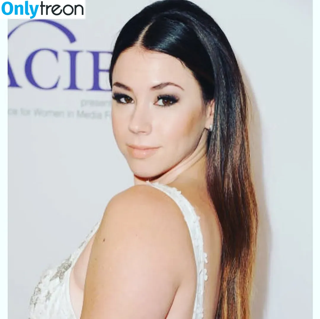 Jillian Rose Reed голая photo #0021 (jillianrosereed)